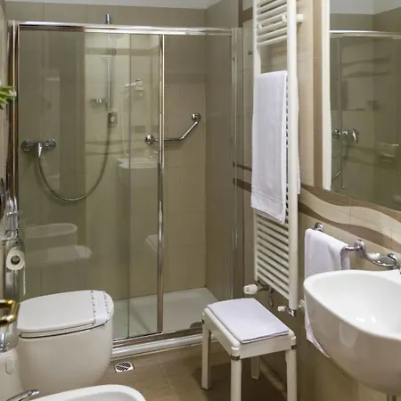Pico Hotel Mirandola