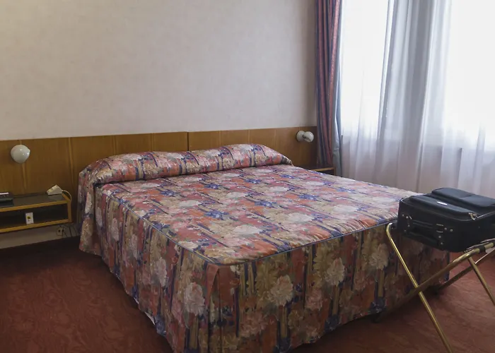 Hotell Pico Mirandola