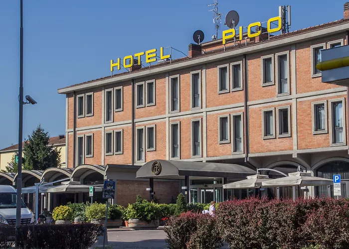 Hotell Pico Mirandola
